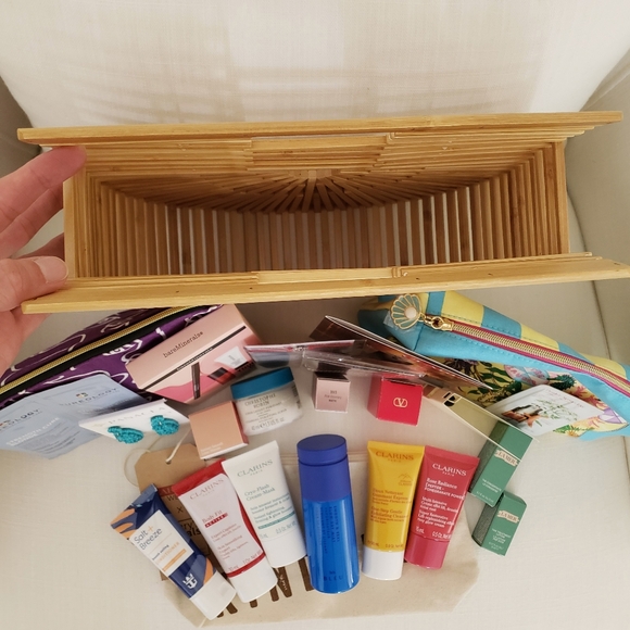 🌺Large 25+ Lot Bags Panacea Earrings Samples Jo Malone Valentino La Mer Clarins - Picture 2 of 8